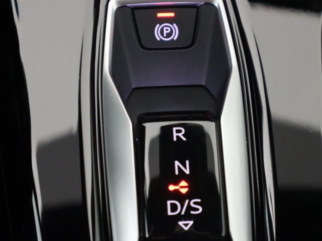 Certified 2025 Audi Q5 Premium w/ Premium Plus AWD/4WD image 20