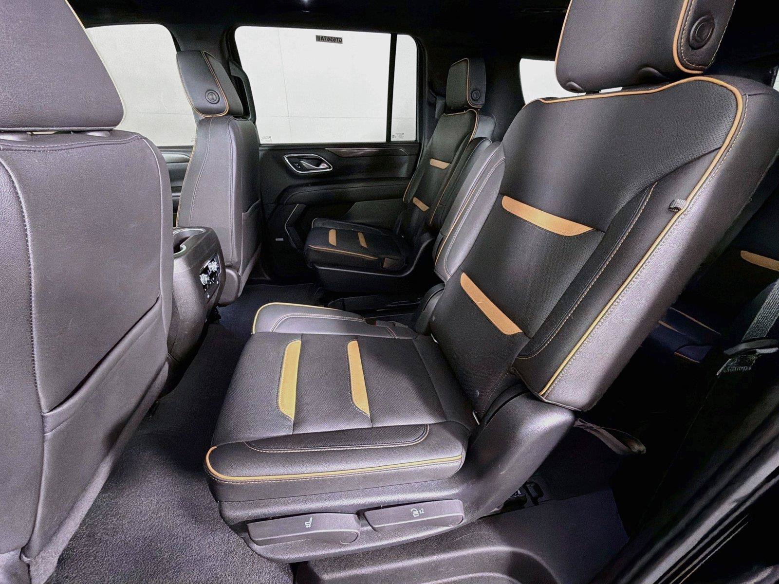 Used 2022 GMC Yukon XL AT4 AWD/4WD image 26