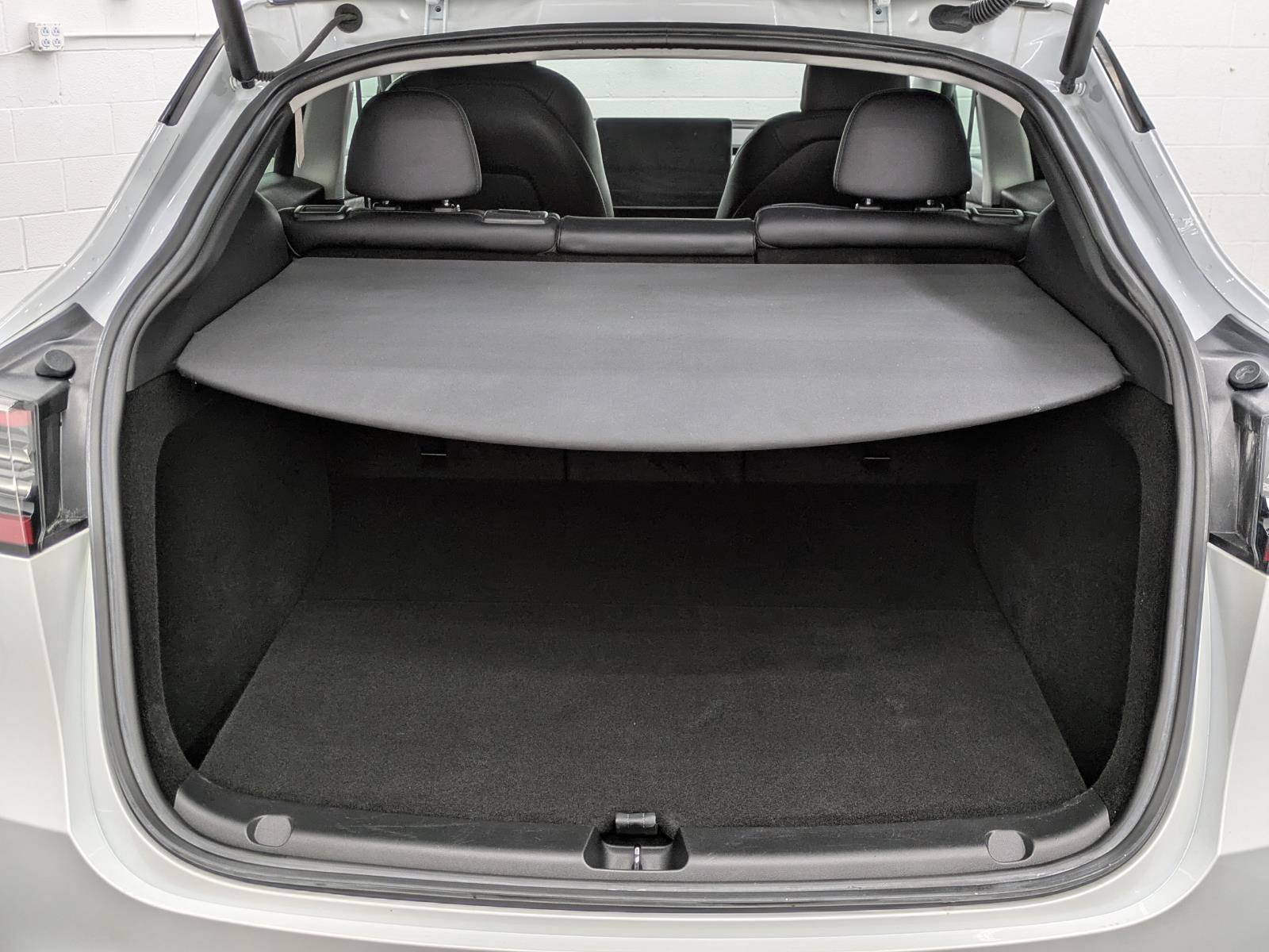 Used 2023 Tesla Model Y Long Range image 14