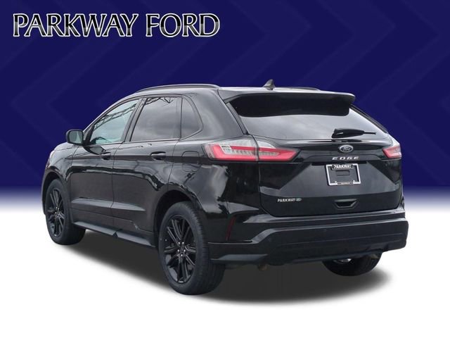 Certified 2024 Ford Edge ST-Line AWD/4WD image 3