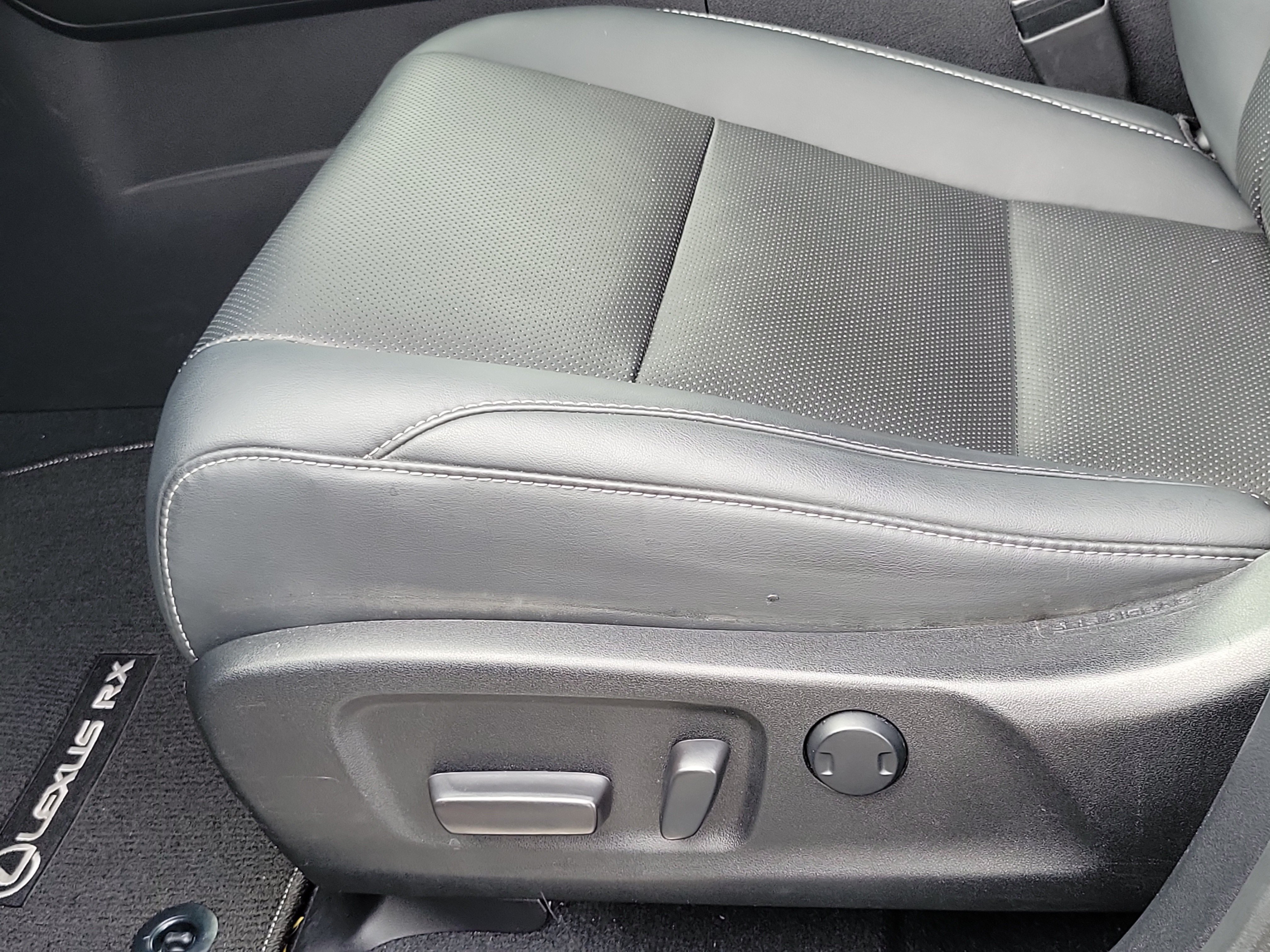 Used 2022 Lexus RX 350 FWD image 17