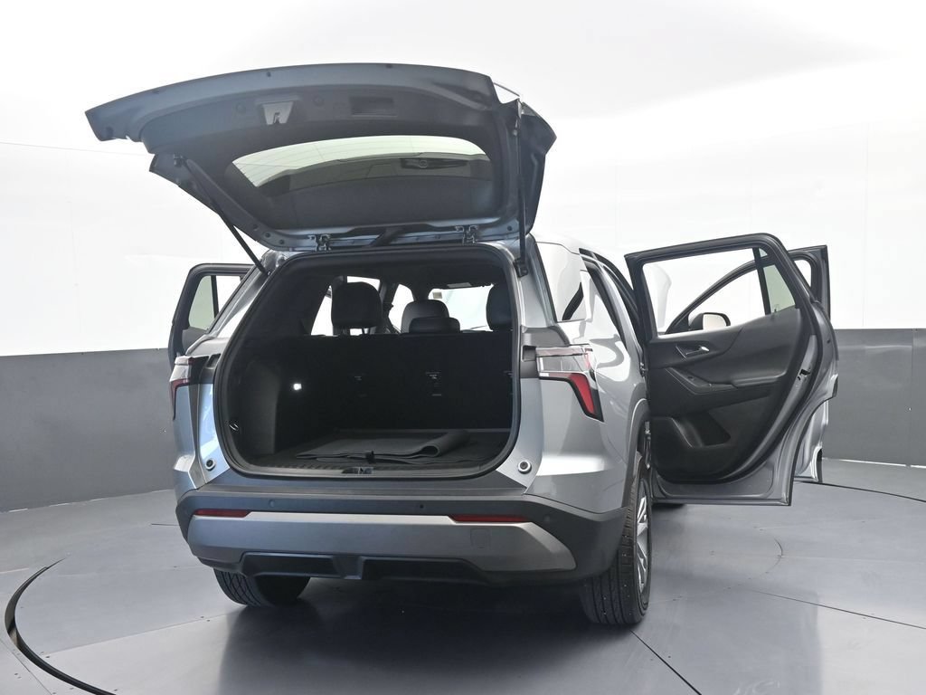 Used 2025 Chevrolet Equinox LT FWD image 68