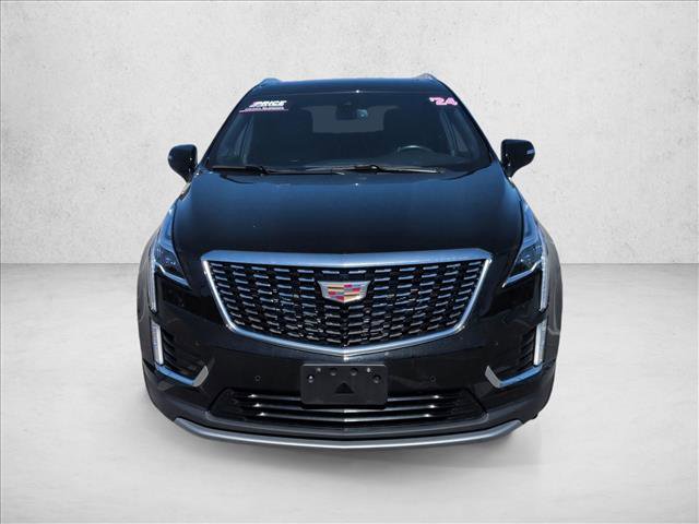 Used 2024 Cadillac XT5 Premium Luxury AWD/4WD image 2
