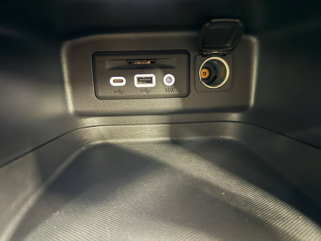 Certified 2024 Chevrolet Equinox LT FWD image 40