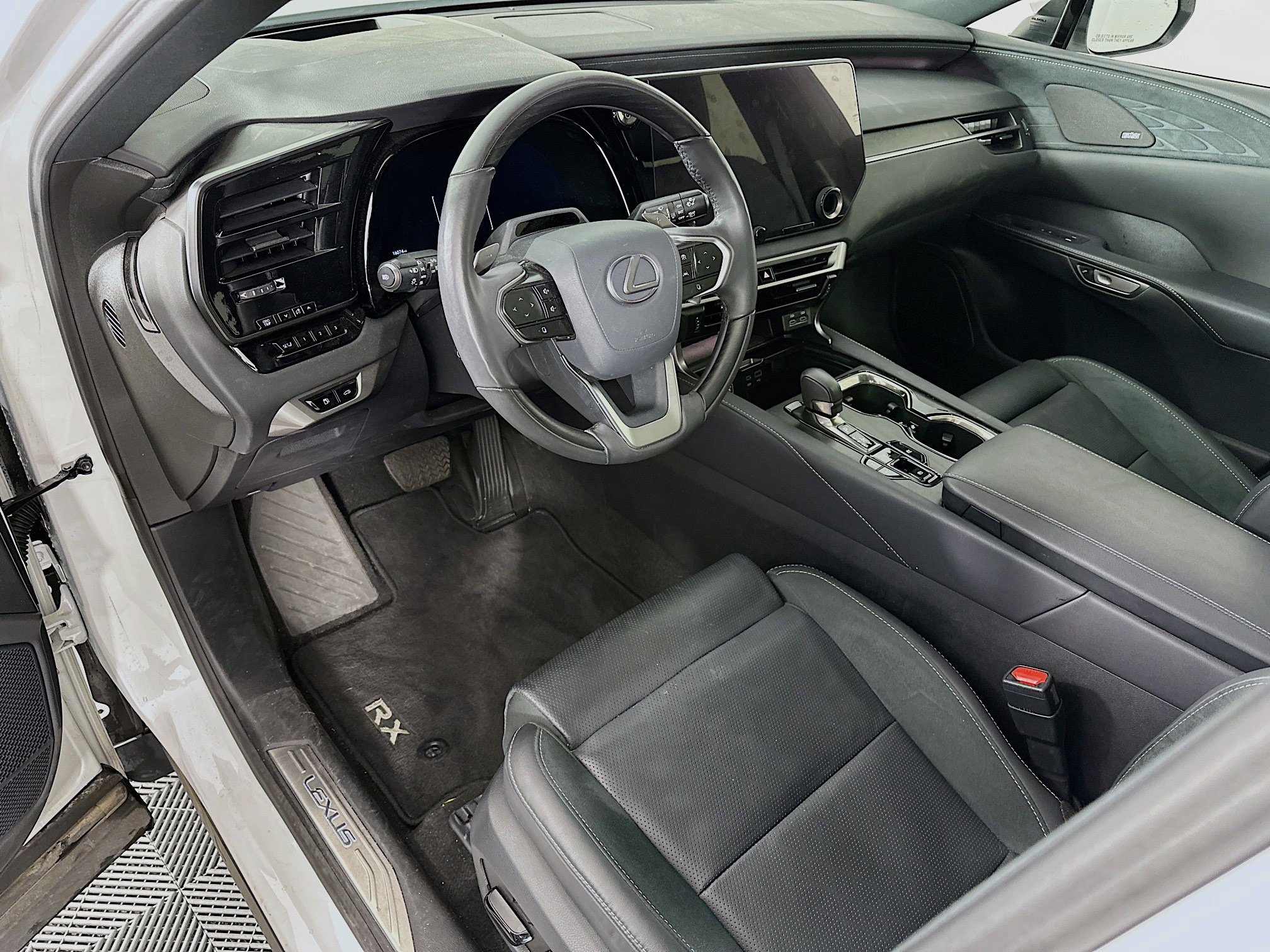 Used 2025 Lexus RX 350 image 9