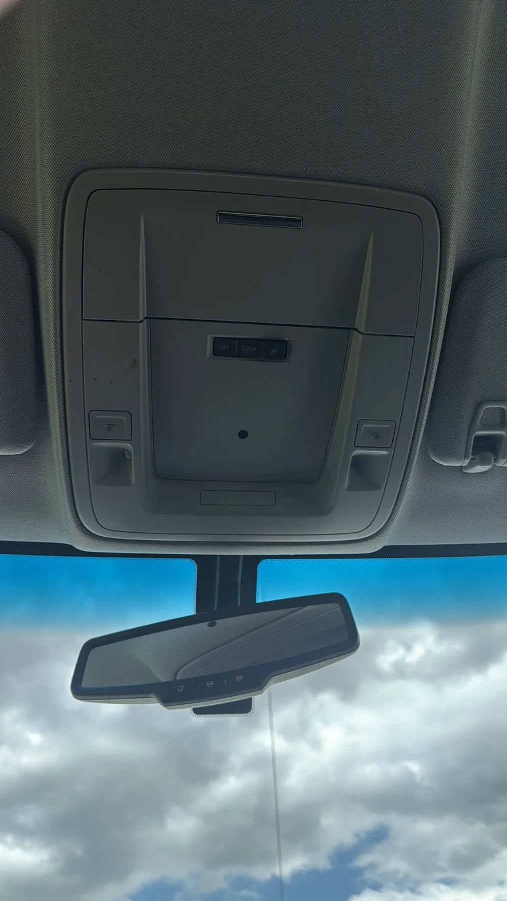 Used 2019 Chevrolet Silverado 2500 LT AWD/4WD image 22