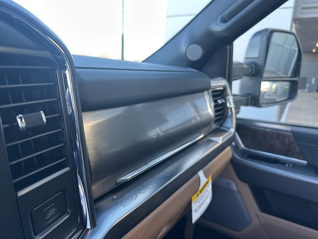 New 2025 Ford F350 Lariat image 19