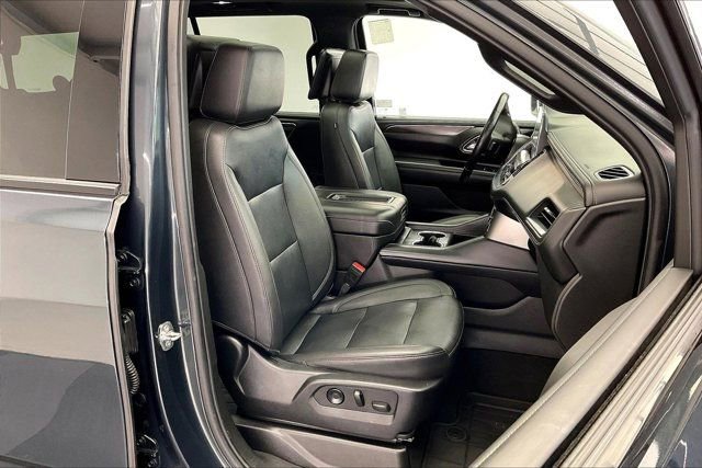 Used 2022 Chevrolet Tahoe Z71 w/ Z71 Off-Road Package image 6