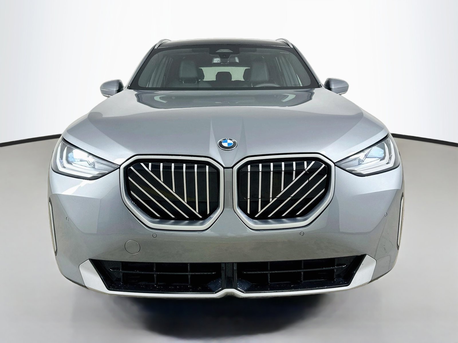 Used 2026 BMW X3 xDrive30i w/ Convenience Package AWD/4WD image 2