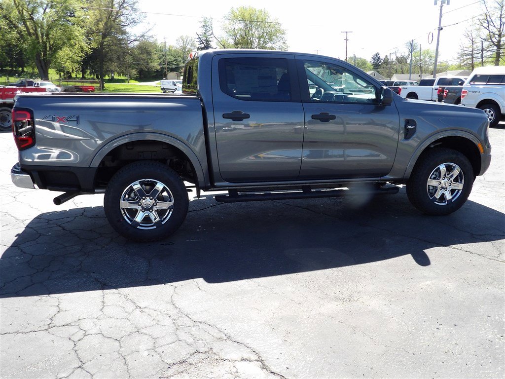 New 2025 Ford Ranger XLT w/ Equipment Group 301A High image 10