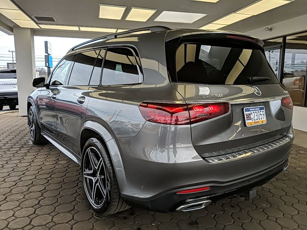 Used 2025 Mercedes-Benz GLS 450 4MATIC image 9