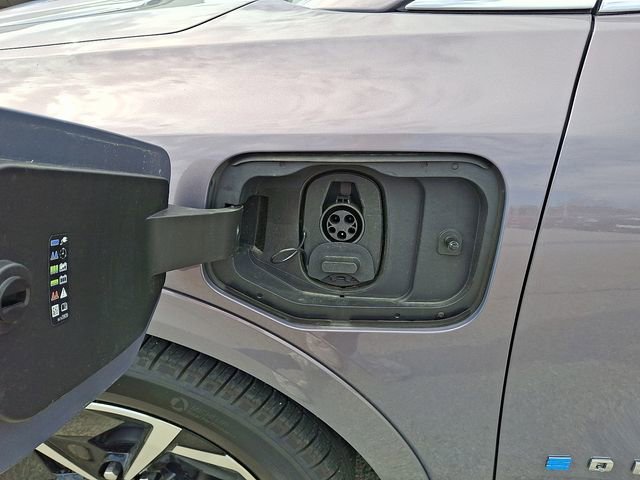 Used 2025 Chevrolet Equinox EV LT image 27