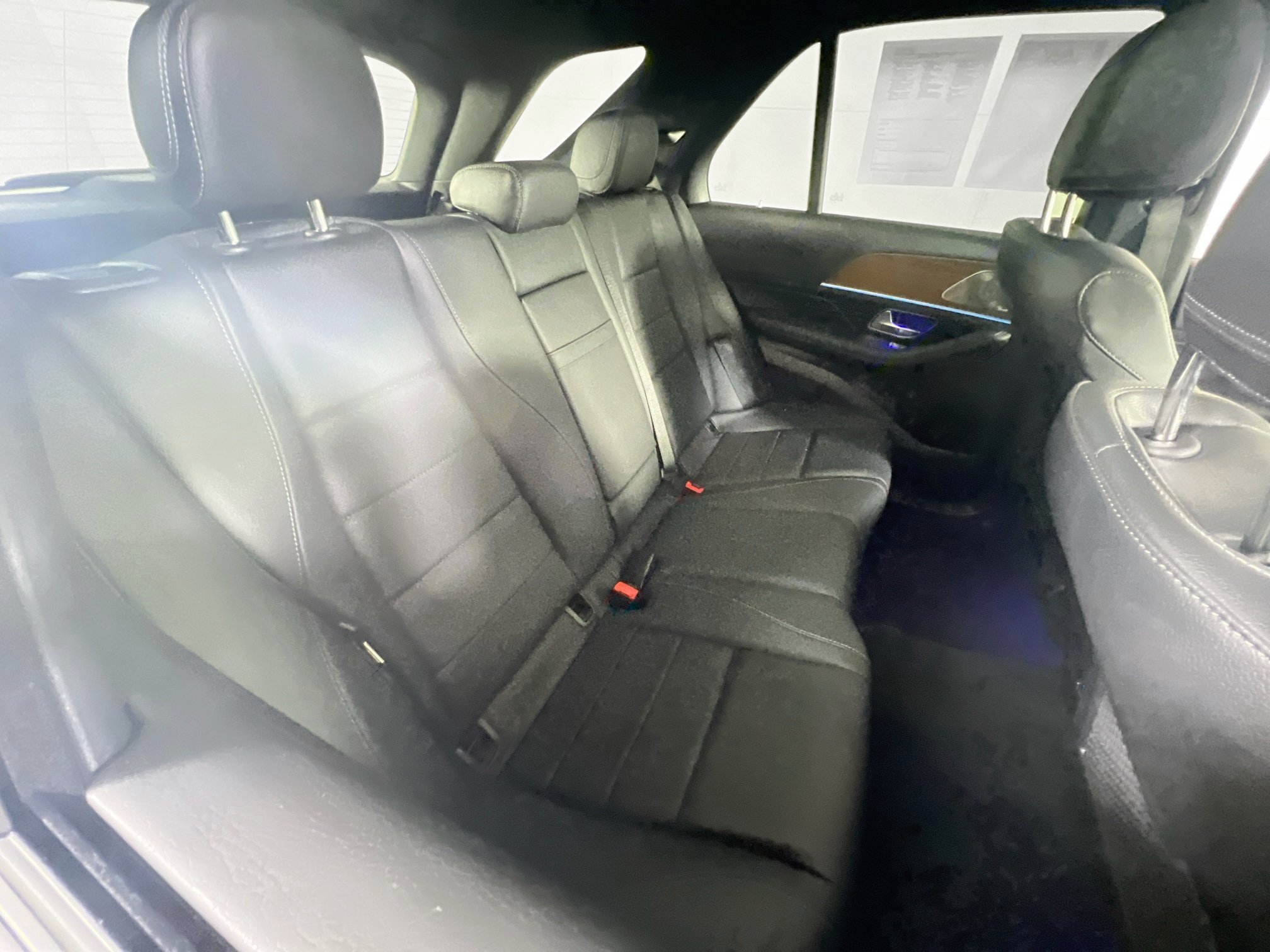 Used 2025 Mercedes-Benz GLE 450e 4MATIC image 27