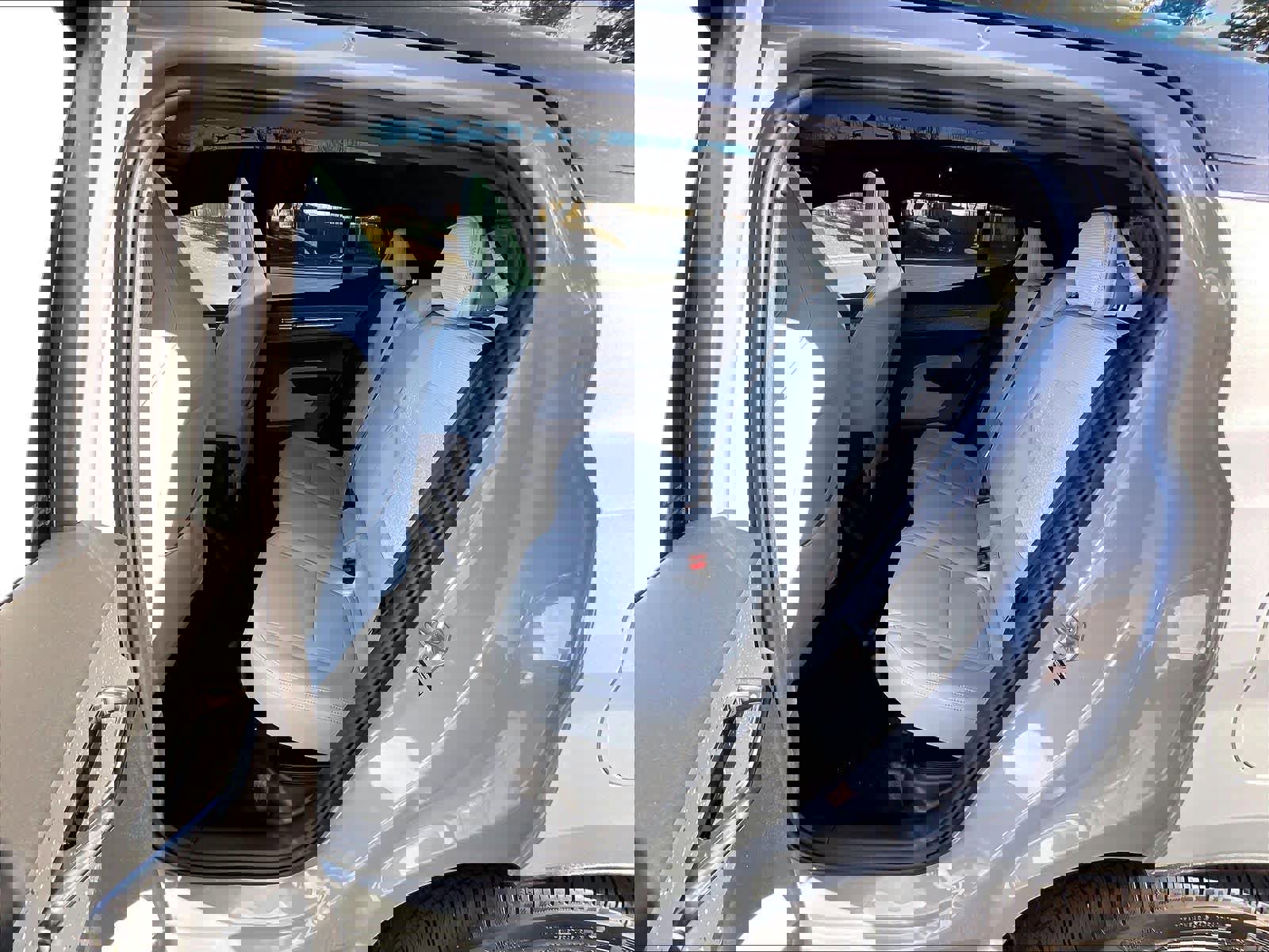 New 2025 Volvo EX30 Ultra w/ Protection Package Premier image 12