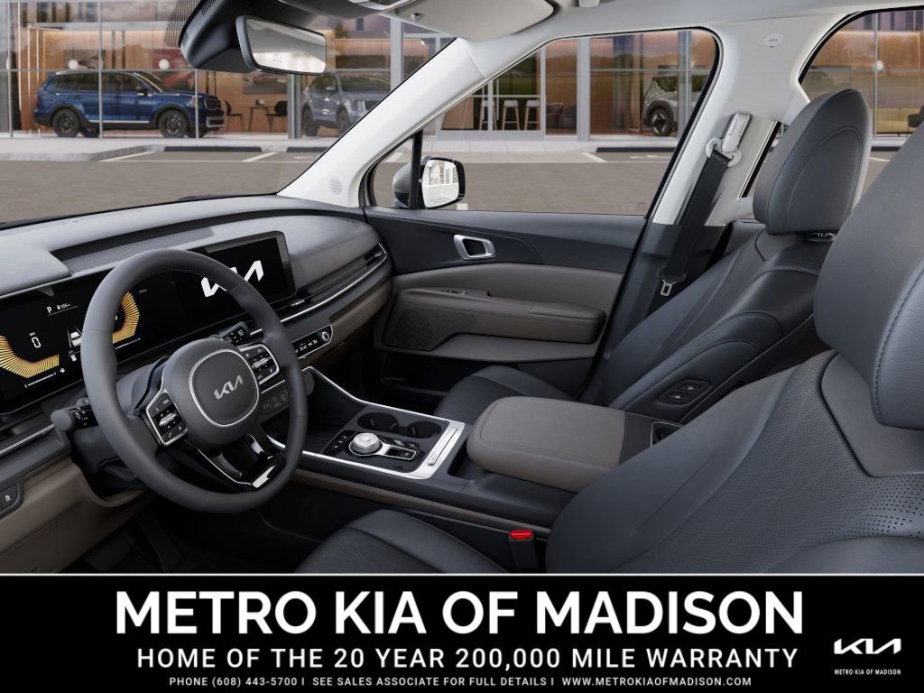 New 2026 Kia Carnival EX image 17