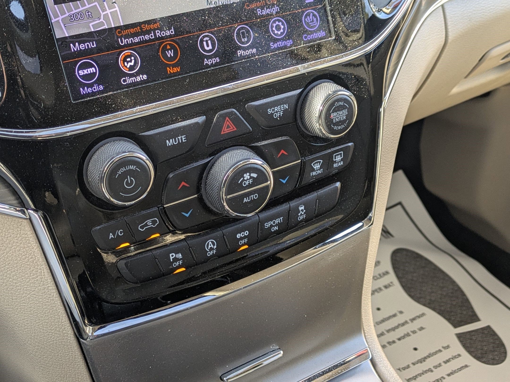 Used 2020 Jeep Grand Cherokee Limited w/ Trailer Tow Group IV image 15