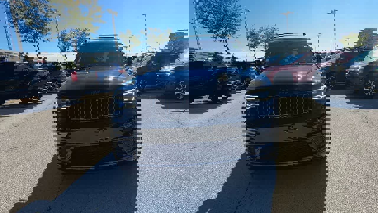 Used 2019 Jeep Grand Cherokee Limited X image 3