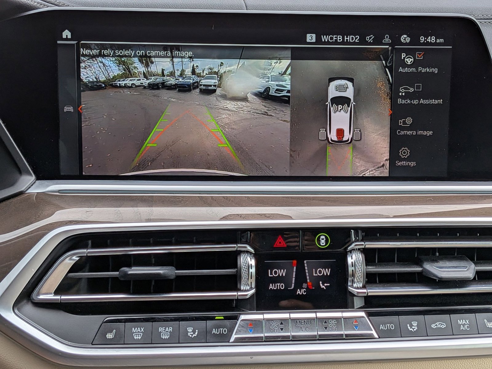 Used 2022 BMW X5 xDrive40i w/ Parking Assistance Package image 15