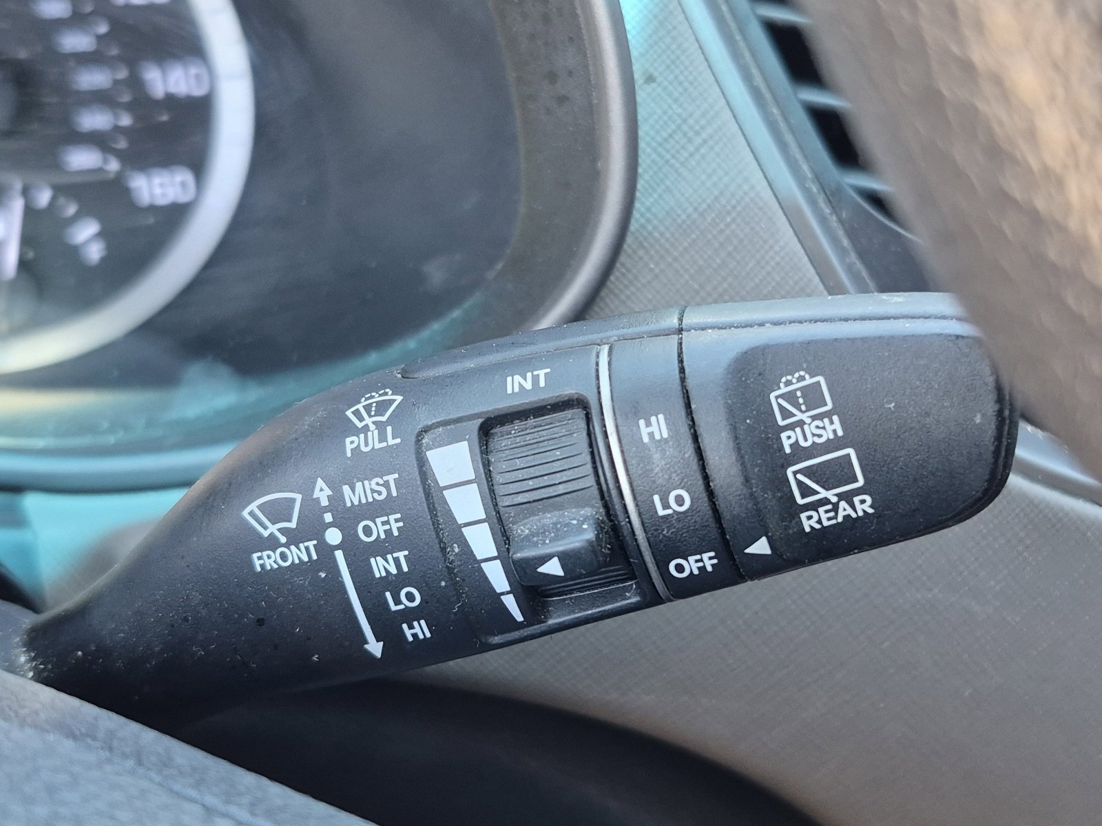 Used 2018 Hyundai Santa Fe Sport AWD/4WD image 31