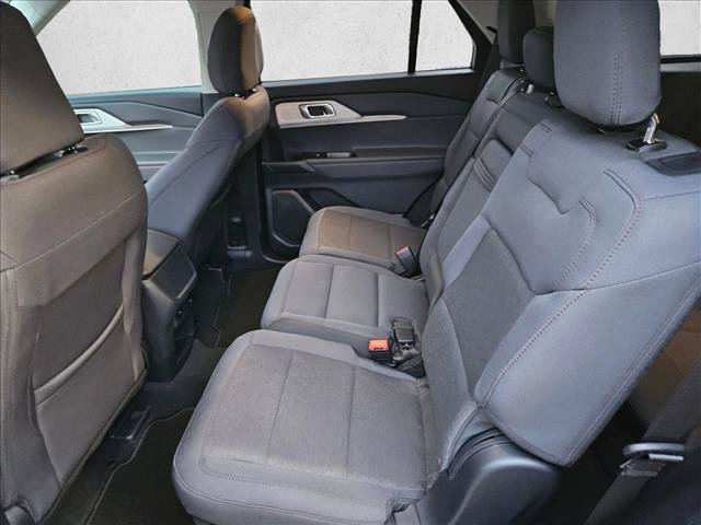 New 2026 Ford Explorer Active RWD image 12