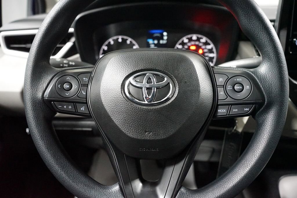 Certified 2025 Toyota Corolla LE image 12