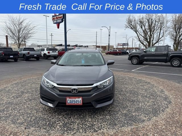 Used 2018 Honda Civic EX image 3