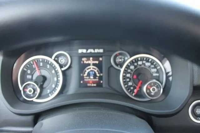 New 2024 RAM 2500 Tradesman w/ Chrome Appearance Group AWD/4WD image 16