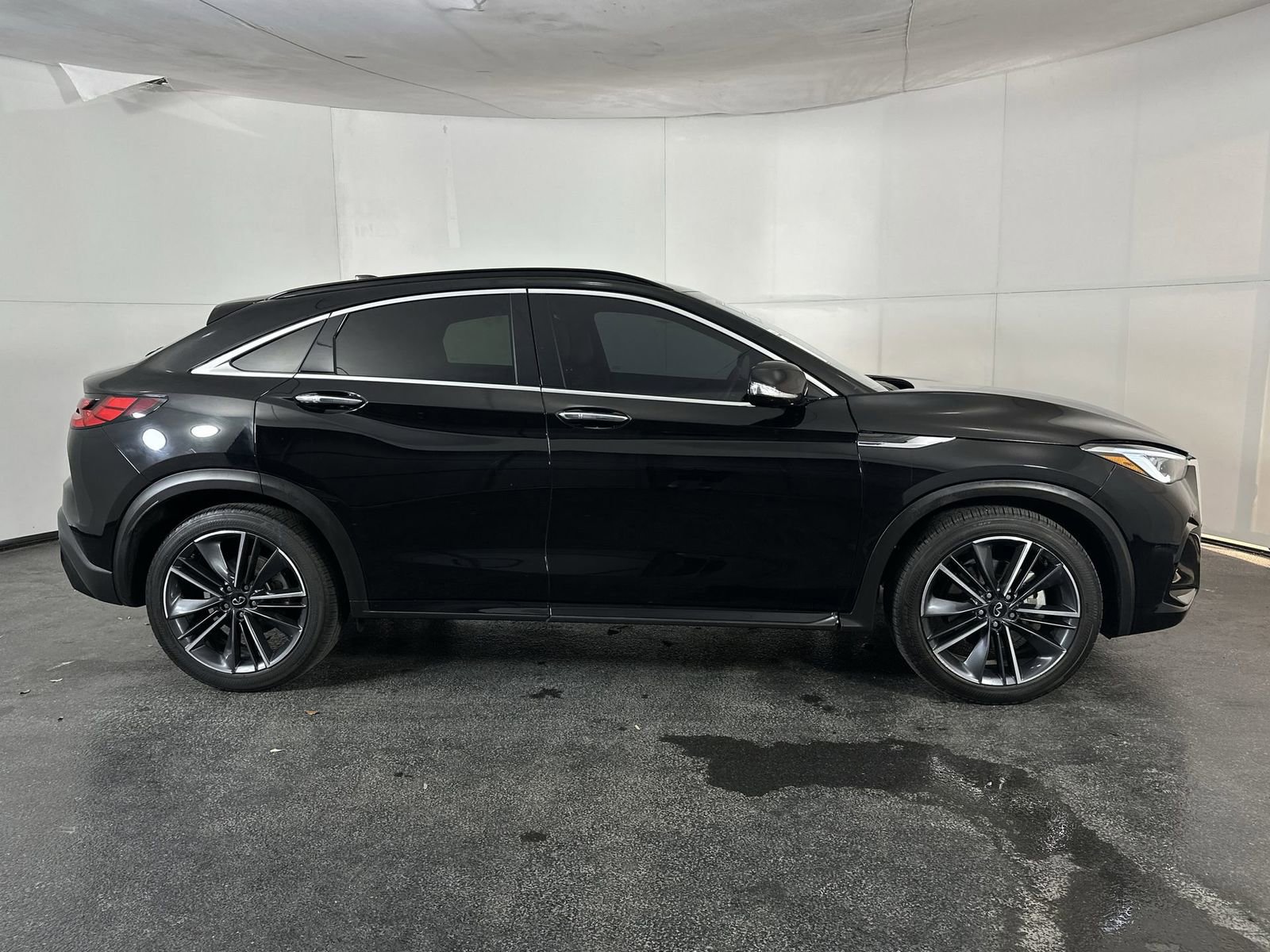 Used 2025 INFINITI QX55 Sensory w/ Lighting Package image 9