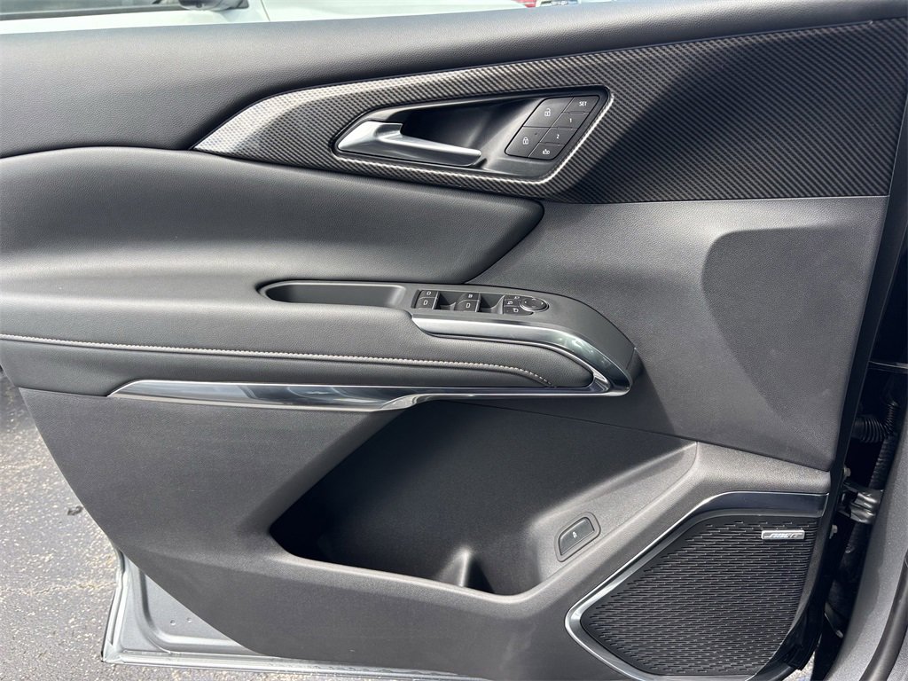 New 2026 Chevrolet Traverse High Country w/ LPO, Floor Liner Package image 11