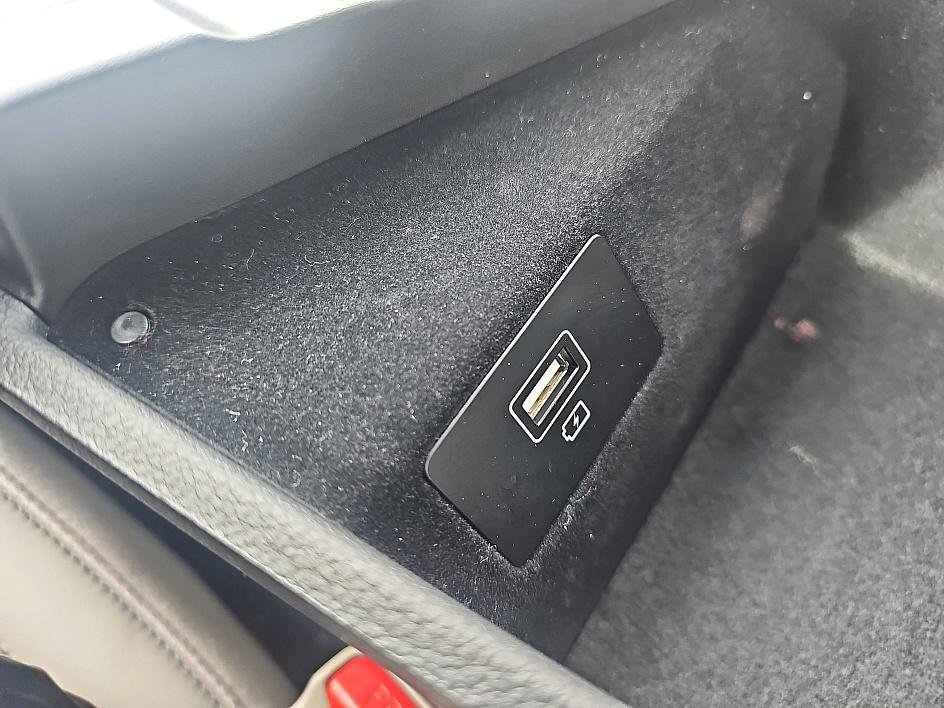 Used 2023 Genesis G70 3.3T w/ Sport Prestige Package image 26