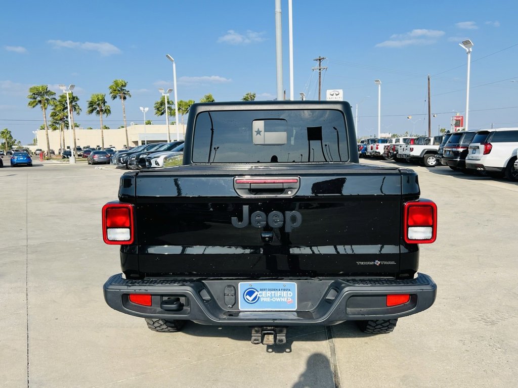 Used 2023 Jeep Gladiator Sport image 5