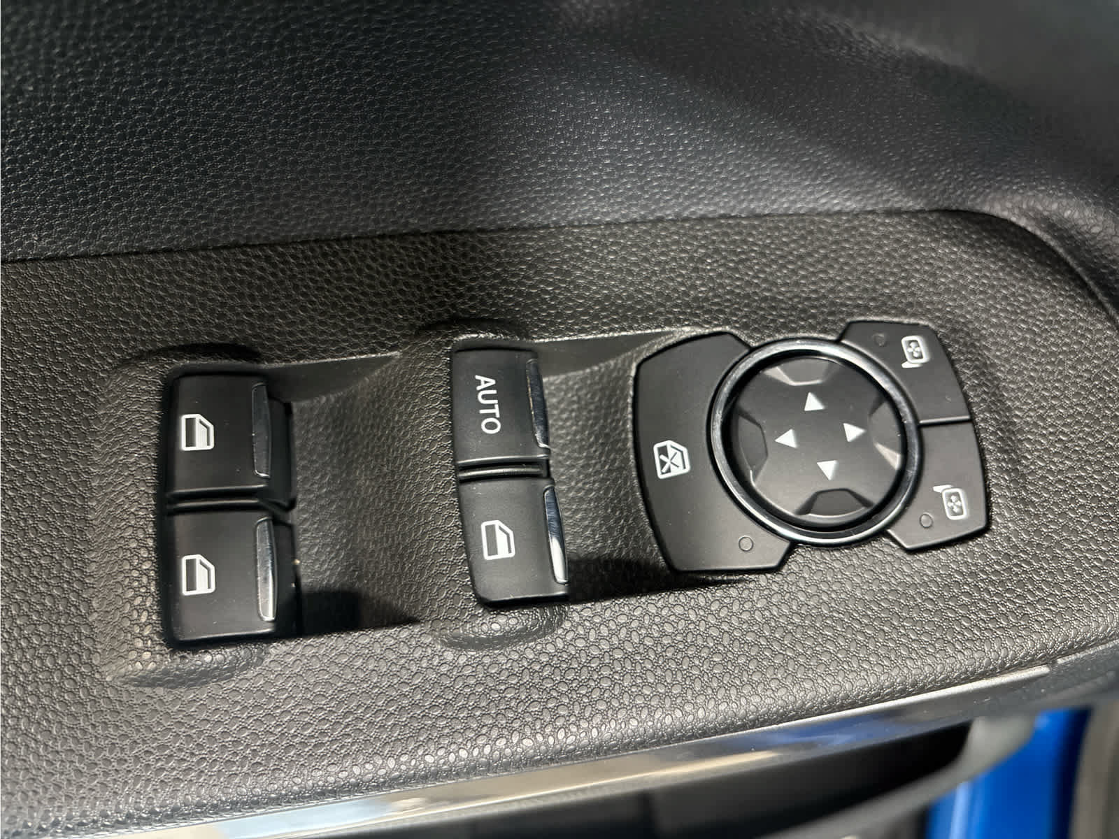 Used 2018 Ford EcoSport SE w/ SE Convenience Package AWD/4WD image 26