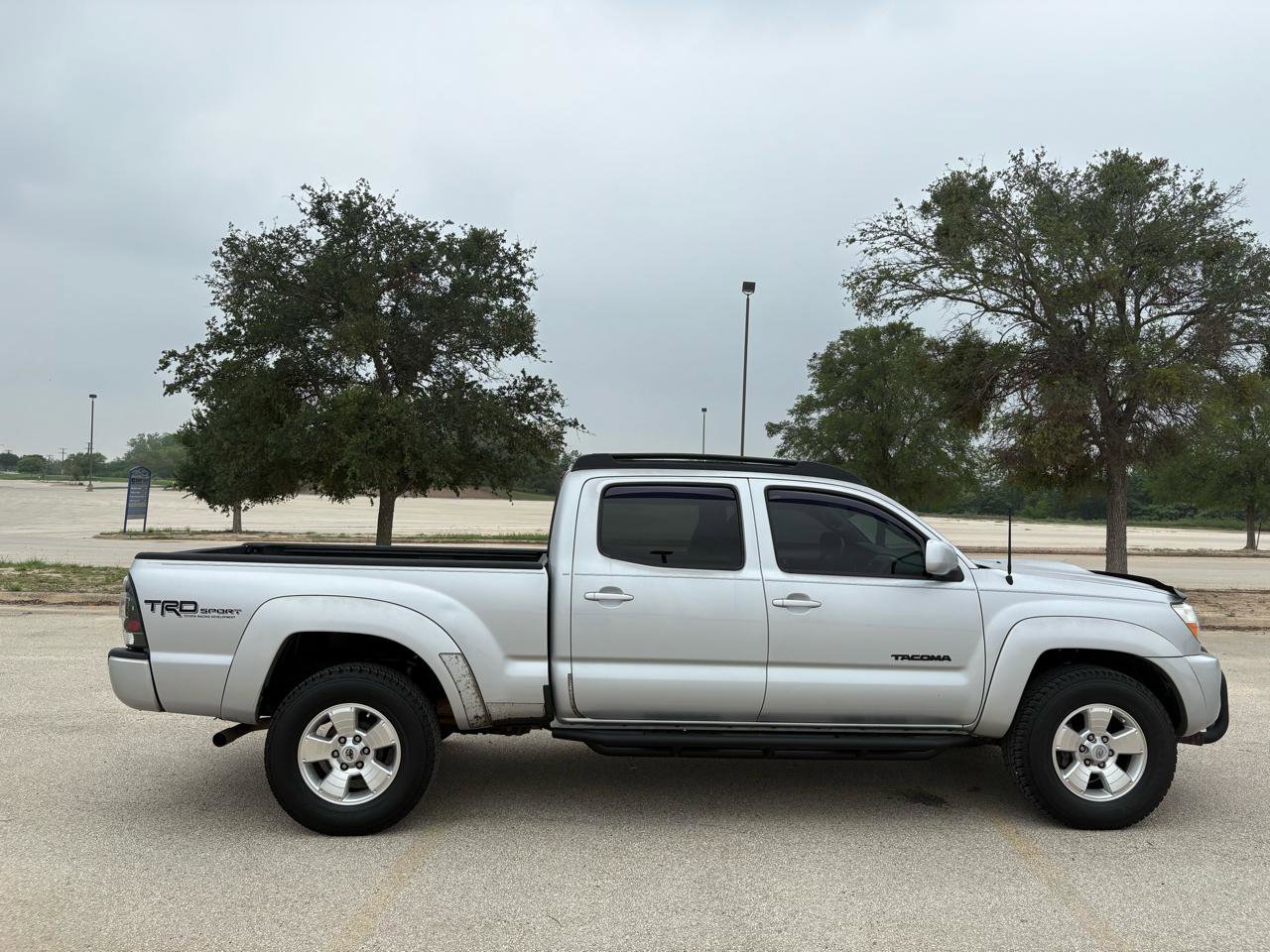 Used 2010 Toyota Tacoma PreRunner RWD image 58