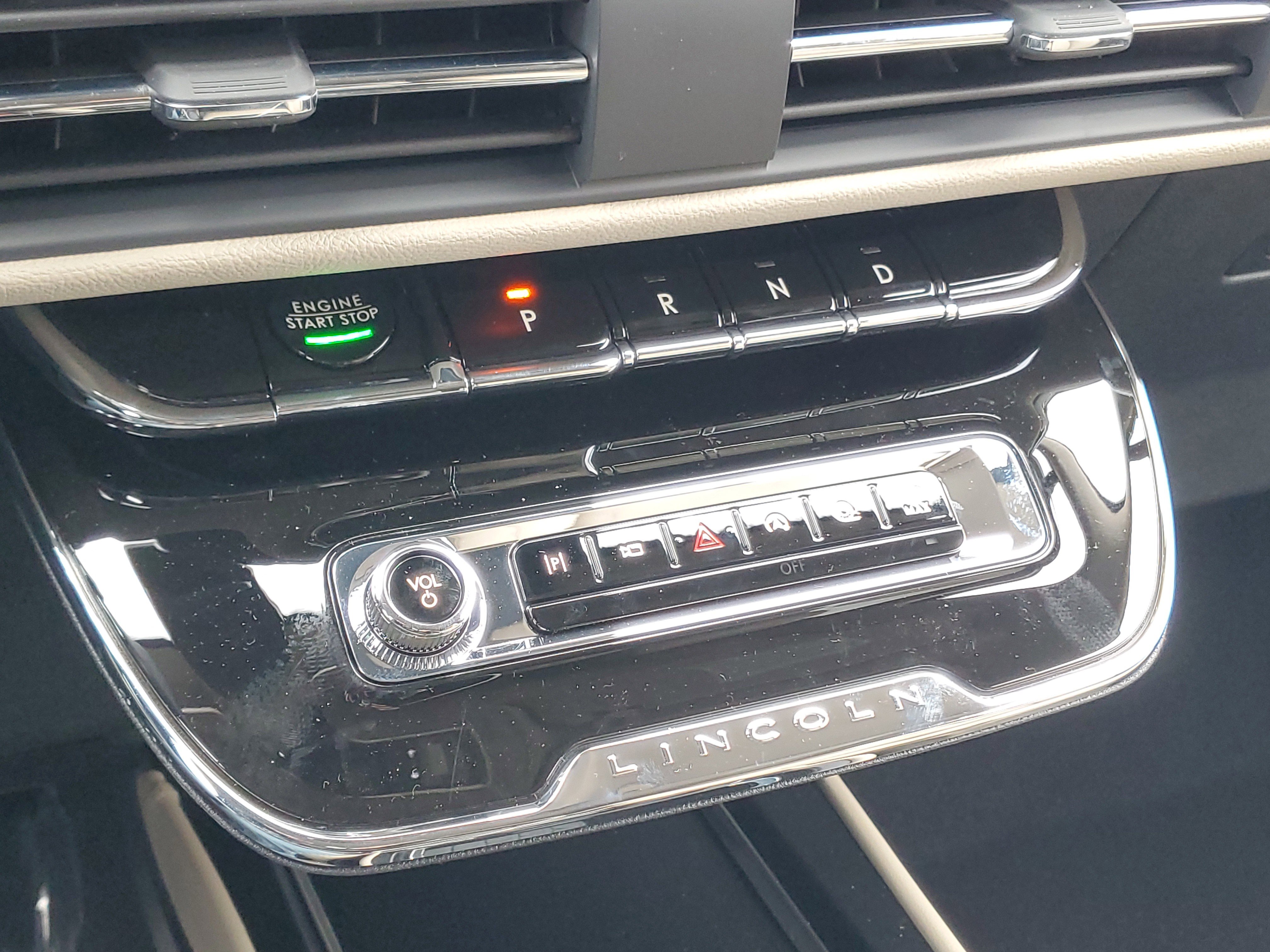 New 2026 Lincoln Corsair Premiere image 22