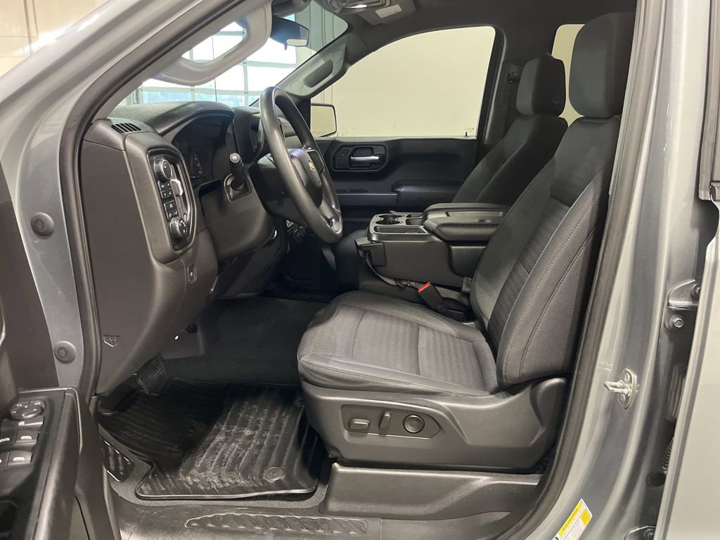 Certified 2023 Chevrolet Silverado 1500 Custom image 23