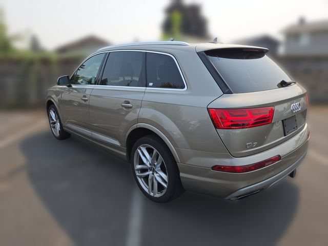Used 2017 Audi Q7 3.0T Prestige AWD/4WD image 5