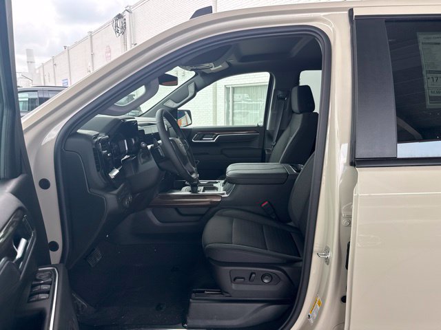 New 2026 Chevrolet Silverado 1500 RST AWD/4WD image 14