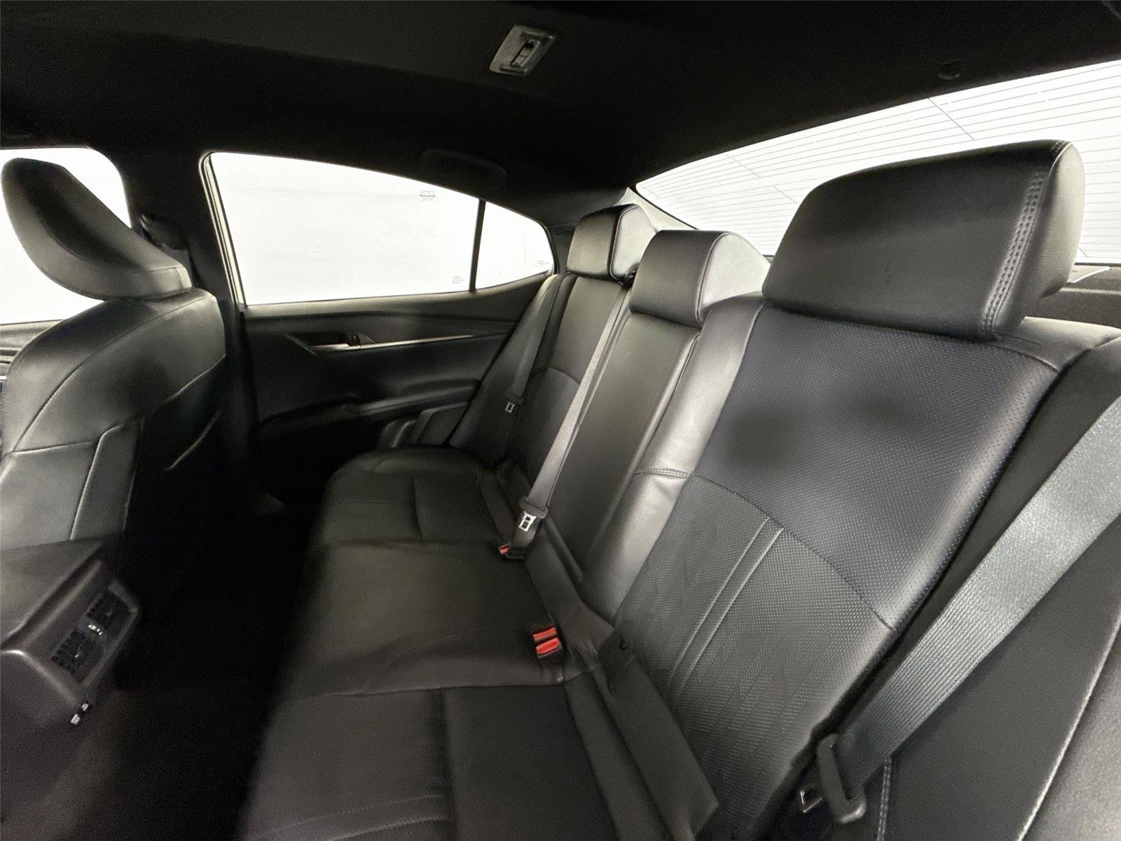 Certified 2025 Toyota Camry XSE FWD image 29