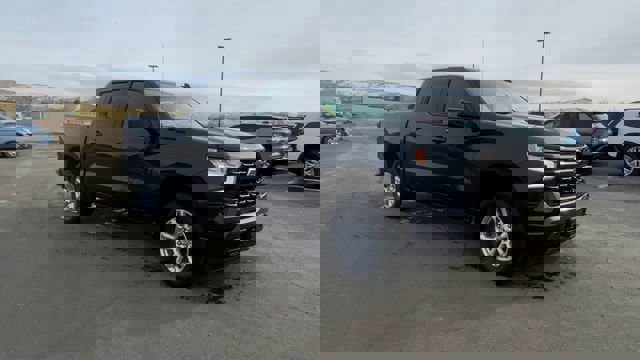 Used 2024 Chevrolet Silverado 1500 RST w/ Protection Package image 2