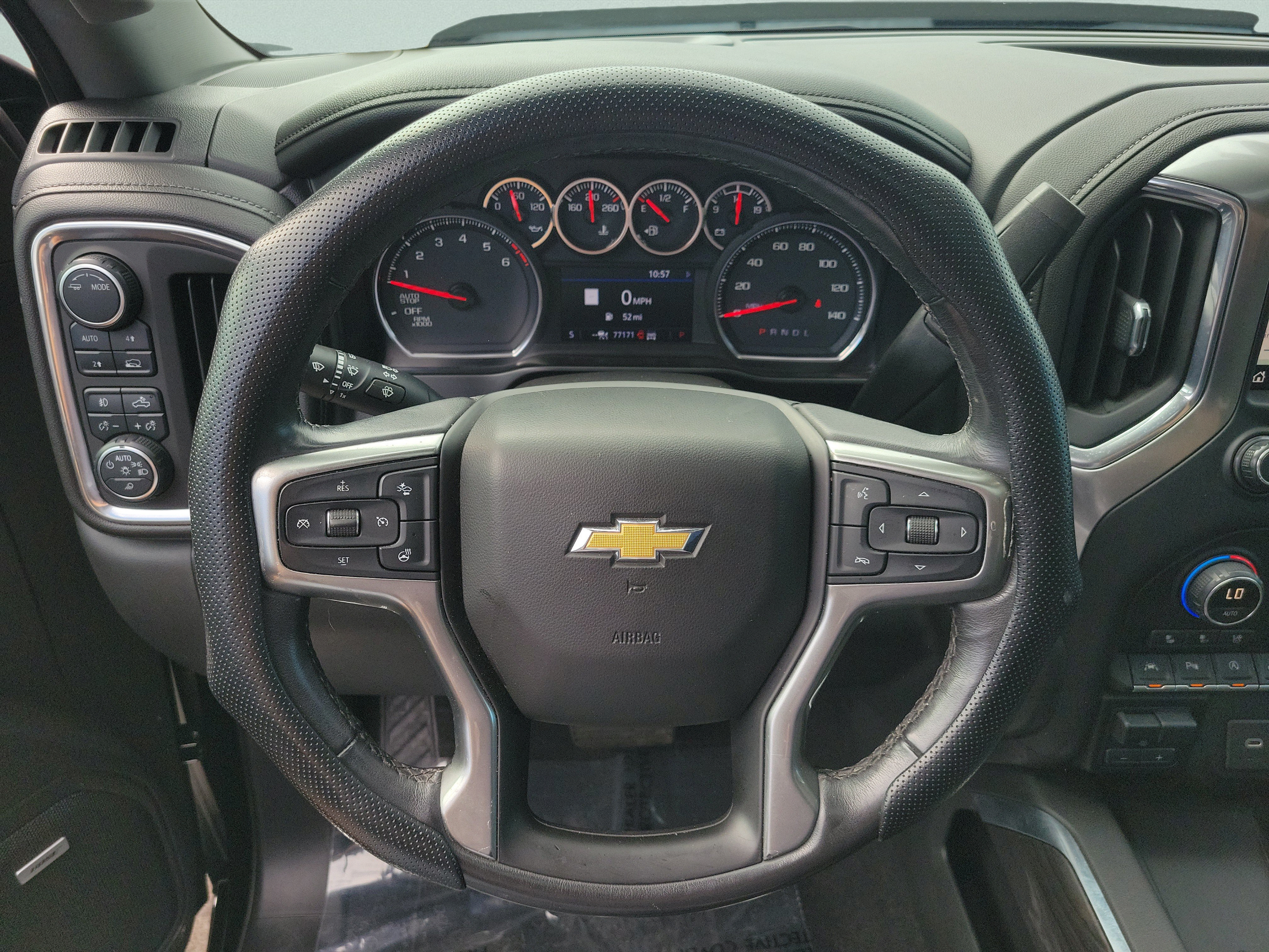 Used 2020 Chevrolet Silverado 1500 LTZ w/ LTZ Premium Package AWD/4WD image 29