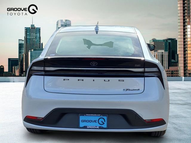 Used 2024 Toyota Prius Prime SE image 5