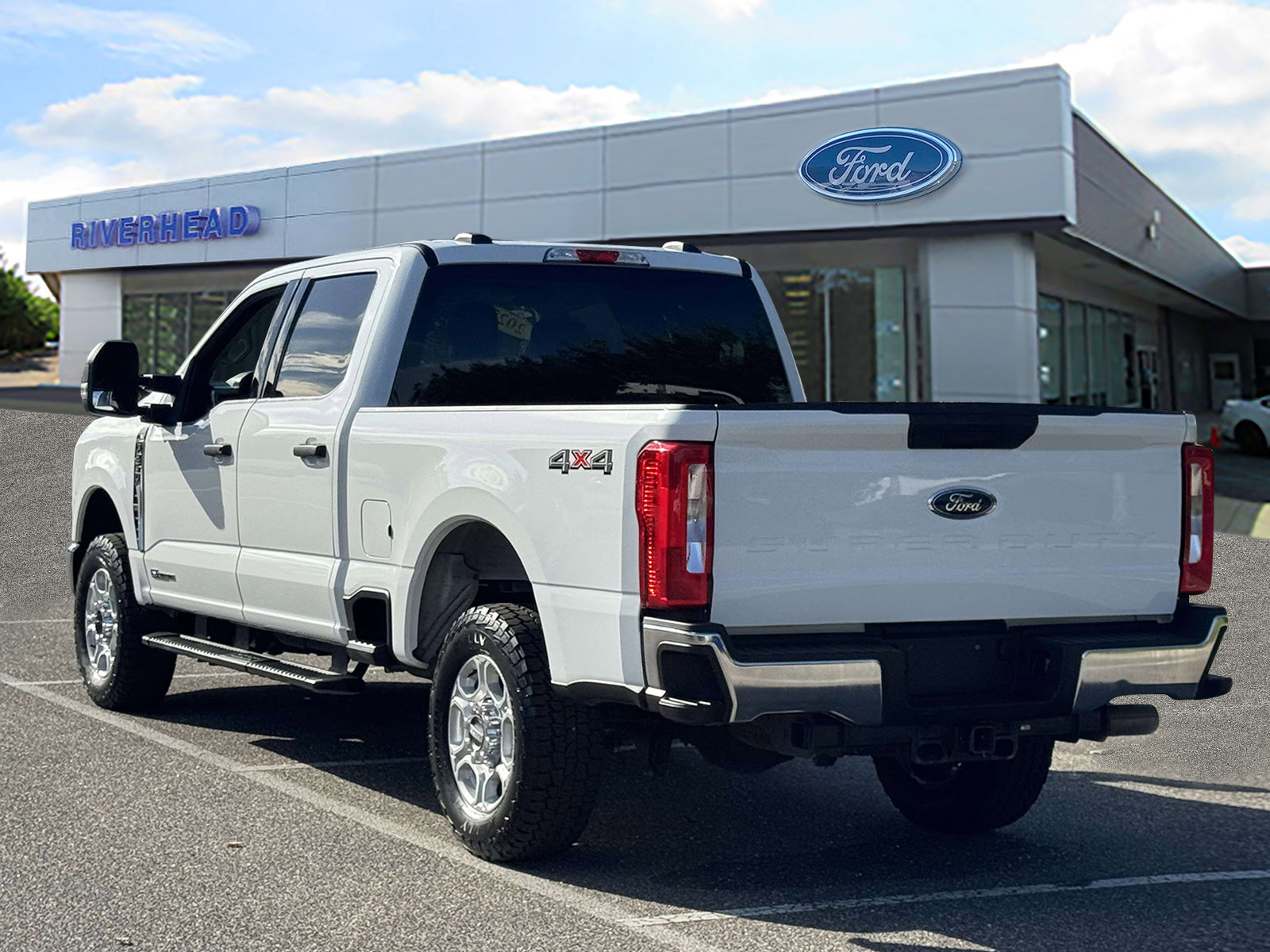 Used 2025 Ford F250 XLT image 4