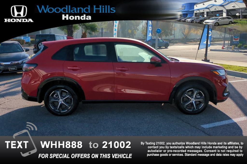 Used 2023 Honda HR-V EX-L image 4