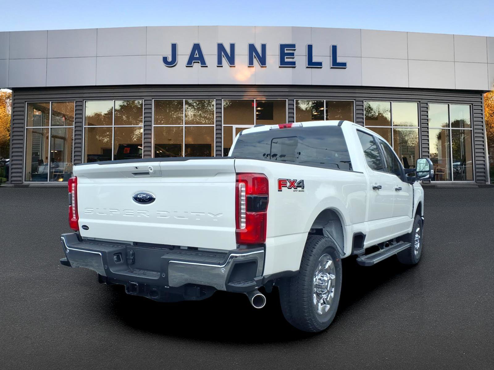 New 2026 Ford F250 Lariat w/ Chrome Package image 3