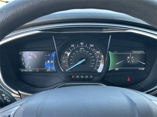 Used 2017 Ford Fusion SE w/ Fusion SE Technology Package image 27