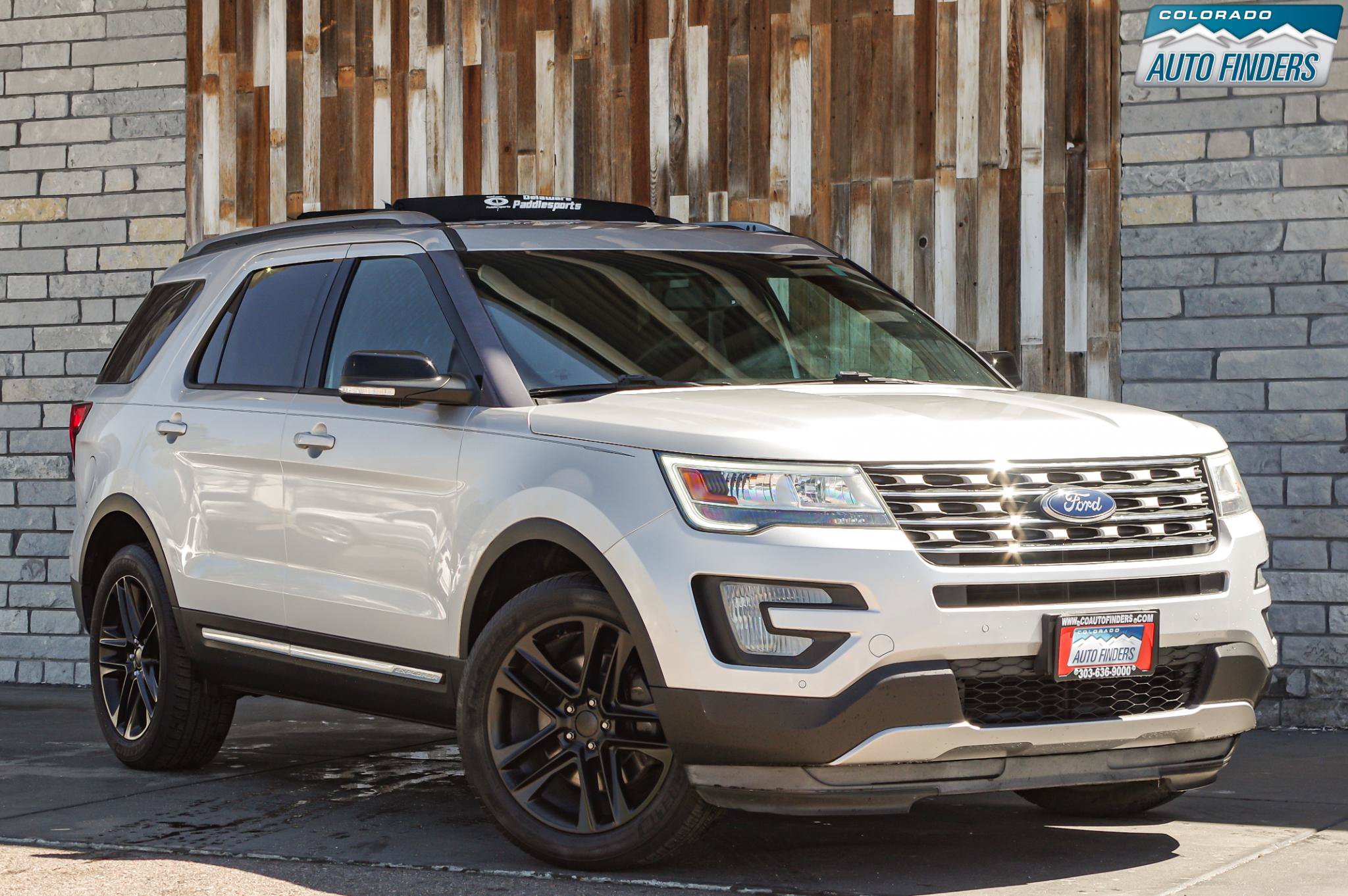 Used 2016 Ford Explorer XLT w/ Equipment Group 202A AWD/4WD image 9