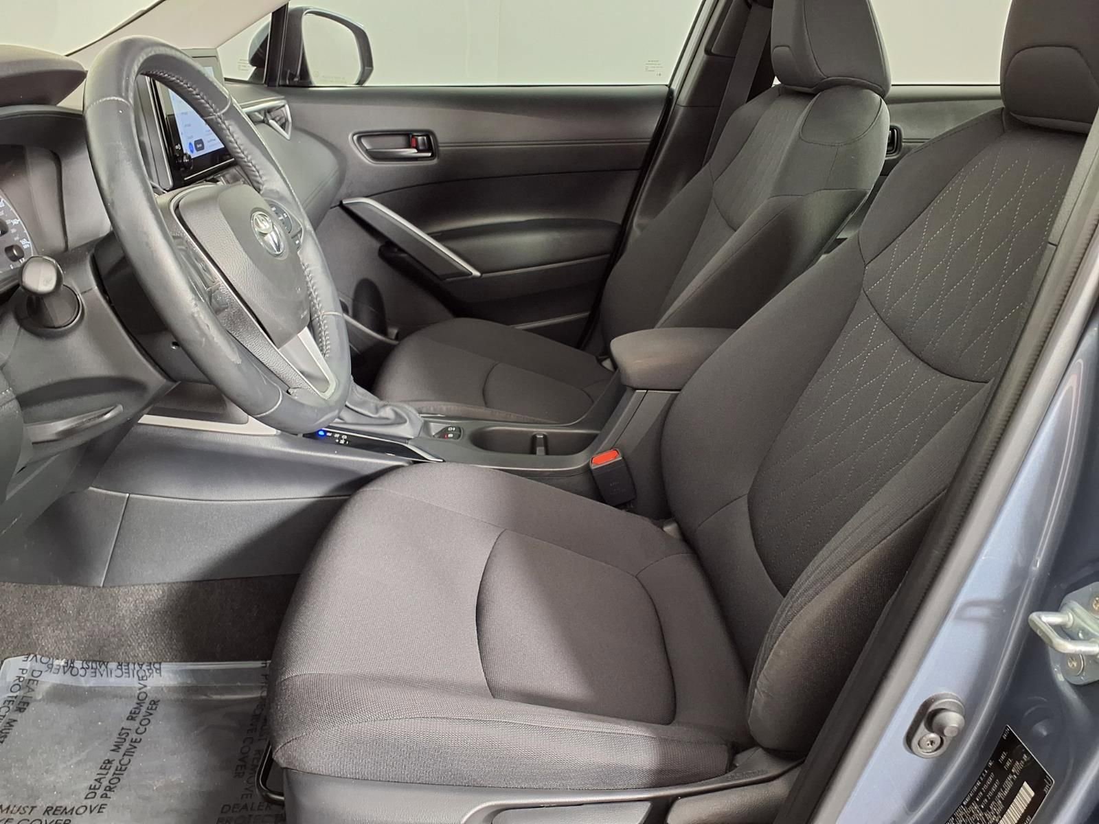 Used 2024 Toyota Corolla Cross LE image 19