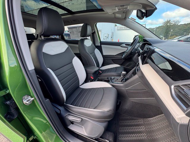 New 2027 Volkswagen Taos SEL AWD/4WD image 24