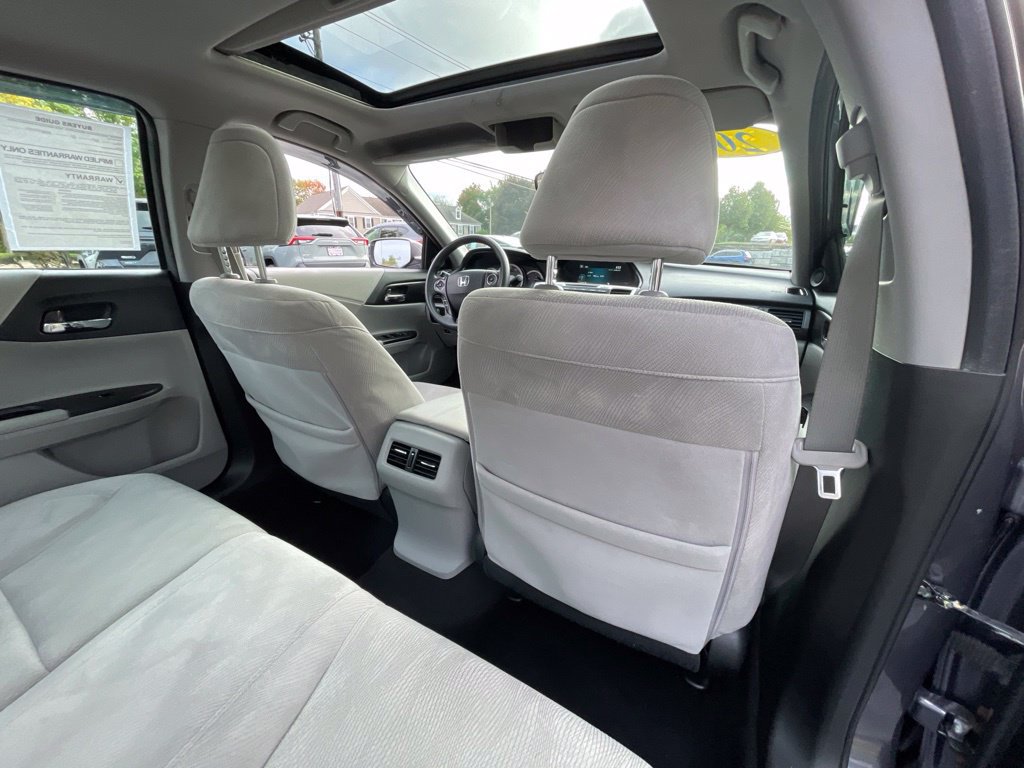 Used 2015 Honda Accord EX image 21