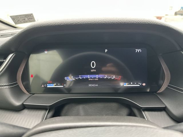 Used 2023 Jeep Grand Cherokee Altitude AWD/4WD image 12